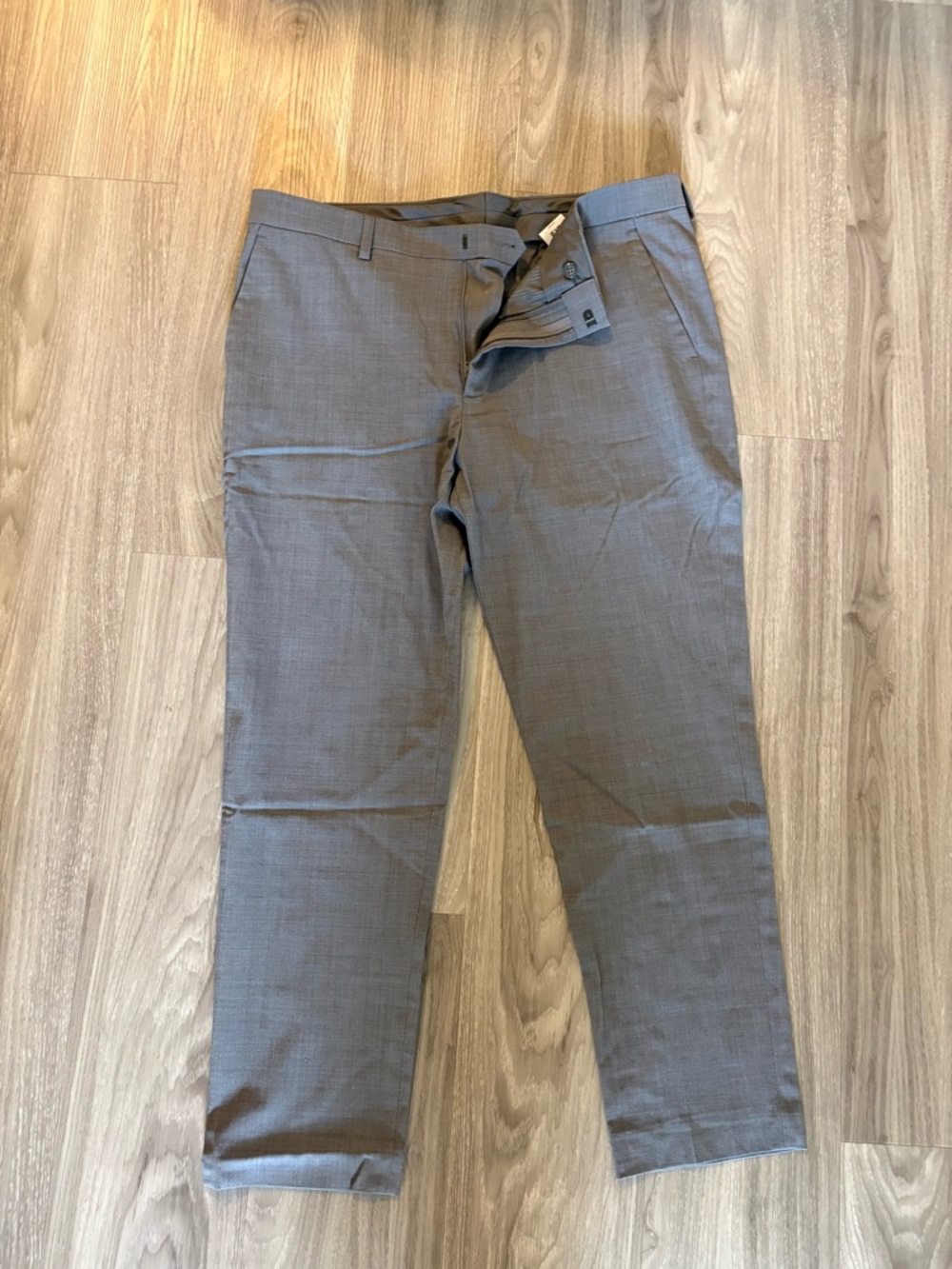 Express Extra Slim Men's Dress Pants in Gray